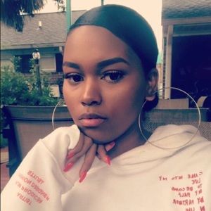 Meet your Posher, Brandy